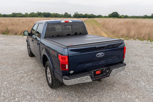 Hard Low Profile Bed Cover Ford F-150 2WD/4WD (2015-2020)