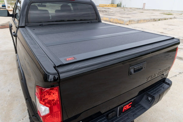 Hard Low Profile Bed Cover 5'7" Bed | Toyota Tundra 2WD/4WD (2007-2021)